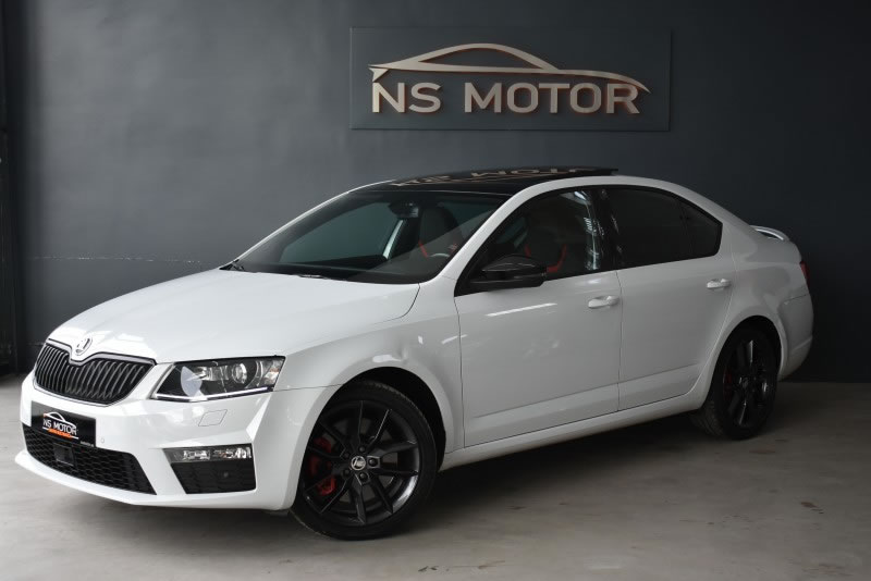 SKODA OCTAVIA 2.0 TDI CR 184CV DSG VRS + TECHO