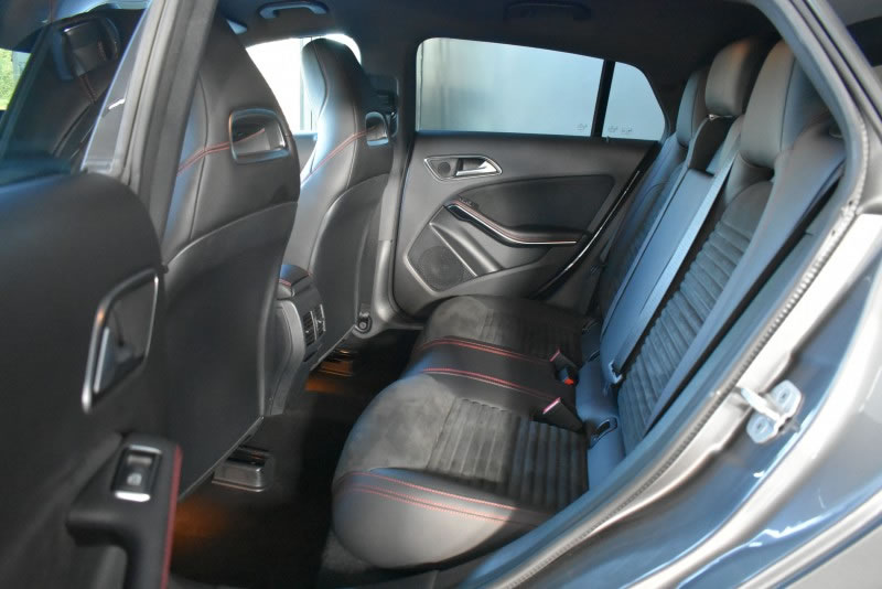 MERCEDES-BENZ CLA SHOOTING BRAKE 200 D 136 CV AMG INT Y EXT