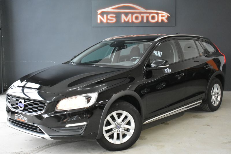 VOLVO V60 CROSS COUNTRY 2.0 D3 KINETIC AUTO