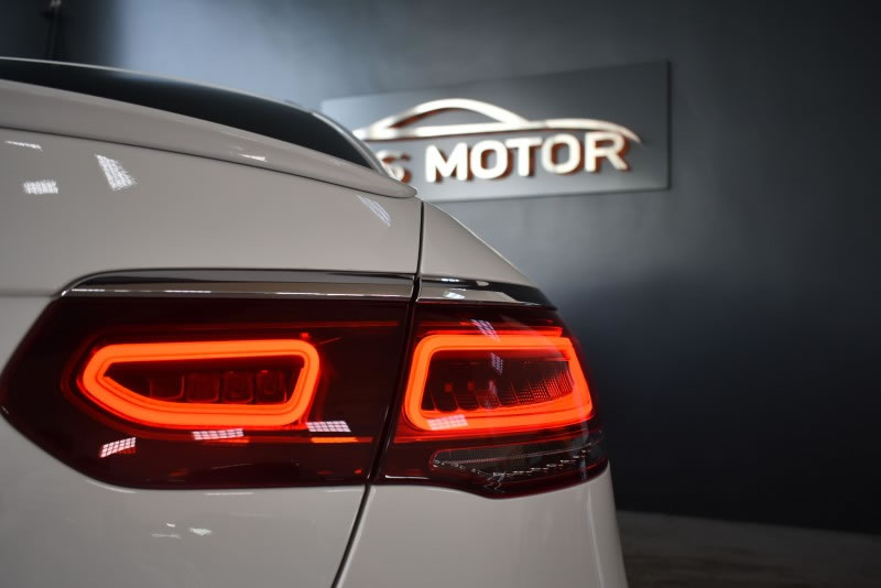 MERCEDES-BENZ GLC COUPE 300 GASOLINA AMG INT Y EXT 9G 