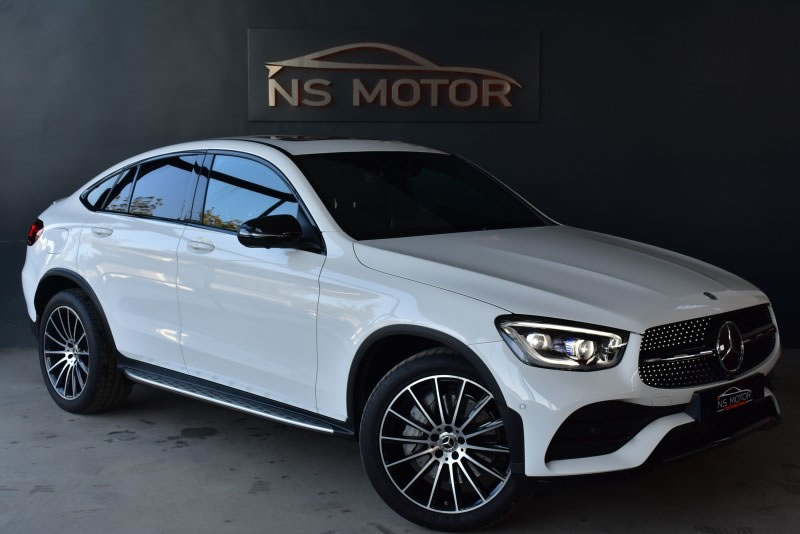 MERCEDES-BENZ GLC COUPE 300 GASOLINA AMG INT Y EXT 9G 