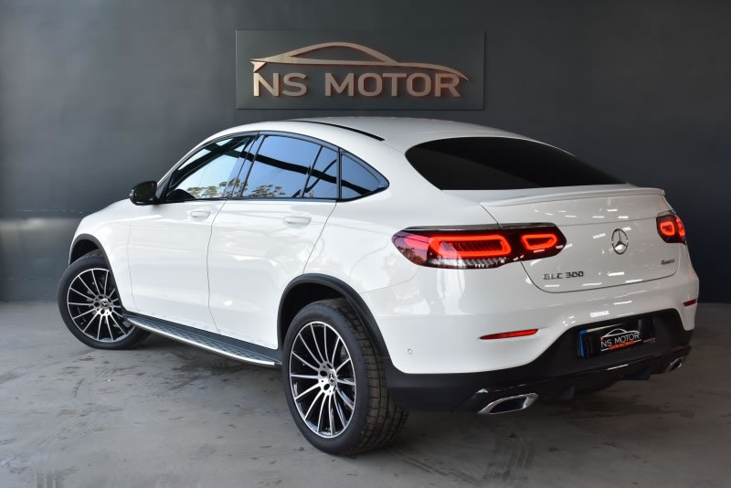 MERCEDES-BENZ GLC COUPE 300 GASOLINA AMG INT Y EXT 9G 