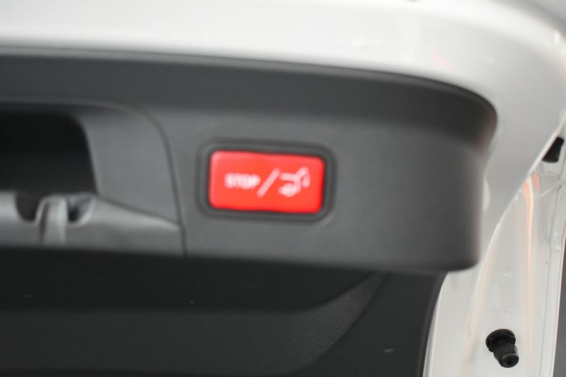 MERCEDES-BENZ GLC COUPE 300 GASOLINA AMG INT Y EXT 9G 