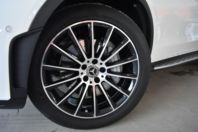 MERCEDES-BENZ GLC COUPE 300 GASOLINA AMG INT Y EXT 9G 