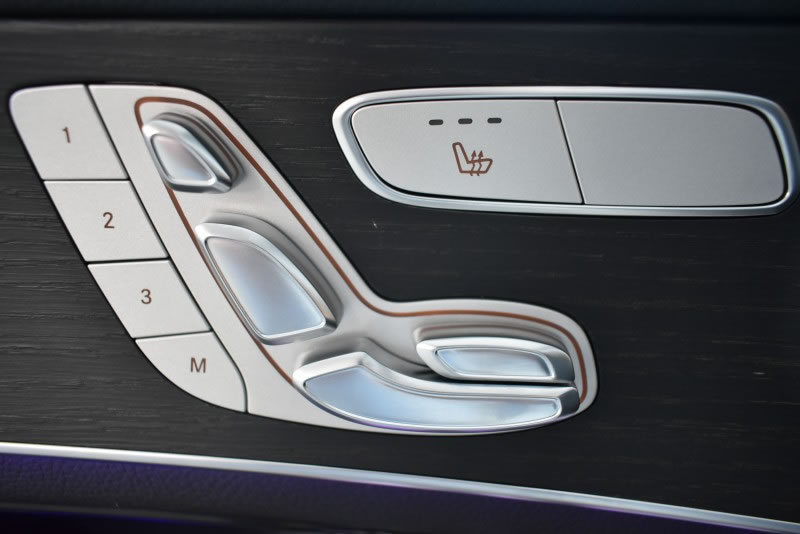 MERCEDES-BENZ GLC COUPE 300 GASOLINA AMG INT Y EXT 9G 