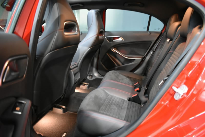 MERCEDES-BENZ CLASE A 200D 136CV AMG INT Y EXT FULL