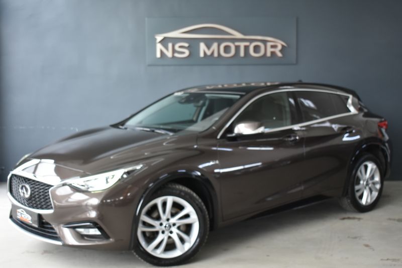 INFINITI Q30  2.2D 170CV 7DCT PREMIUM