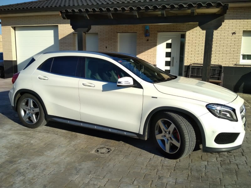 MERCEDES-BENZ GLA 220 CDI 170CV 7G AMG 4 MATIC MERCEDES-BENZ GLA 220 CDI 170CV 7G AMG 4 MATIC