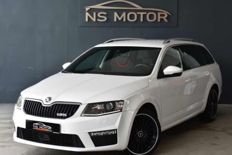 SKODA OCTAVIA COMBI RS 2.0 TDI 184CV DSG