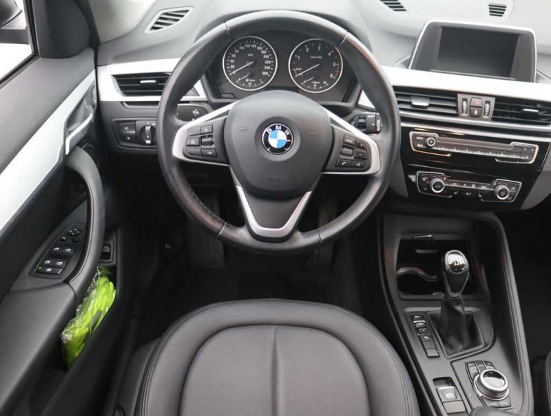 BMW X1 18D 136CV SDRIVE BMW X1 18D 136CV SDRIVE
