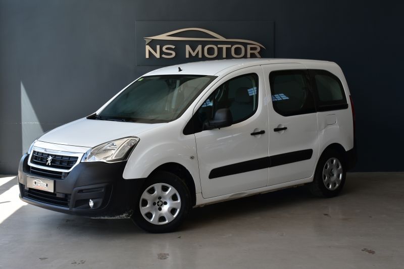 PEUGEOT PARTNER TEPEE 1.6 HDI 75 ACCESS N1