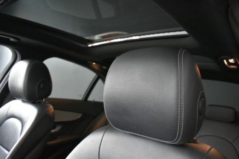 MERCEDES-BENZ CLASE C 220d  170CV 7G AMGLine