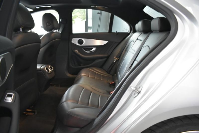 MERCEDES-BENZ CLASE C 220d  170CV 7G AMGLine