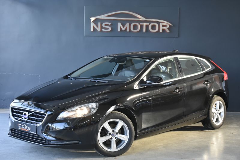 VOLVO V40 D2 SUMMUN 2.0 D 120CV 6 VEL
