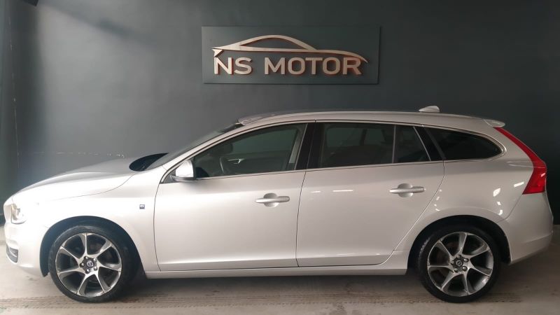 VOLVO V60 D2 120CV EDITION OCEAN RACE 