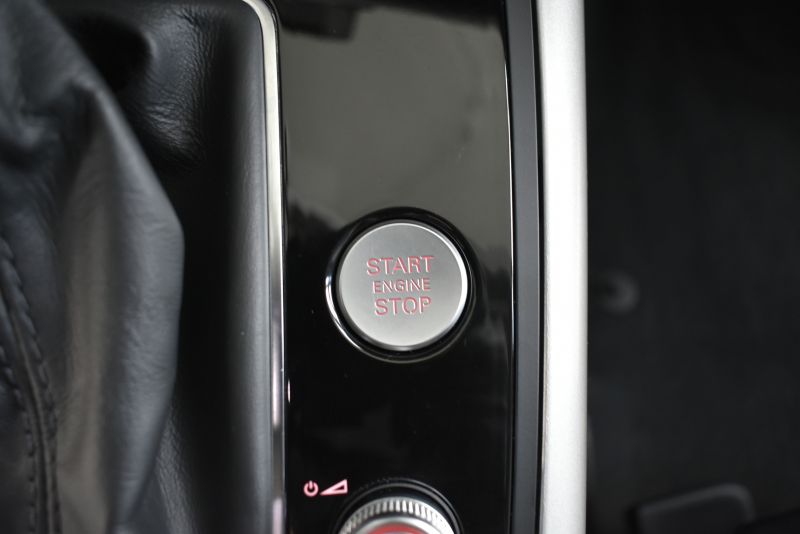 AUDI A6 AVANT 2.0 TDI CR 190CV ULTRA SLINE STRONIC