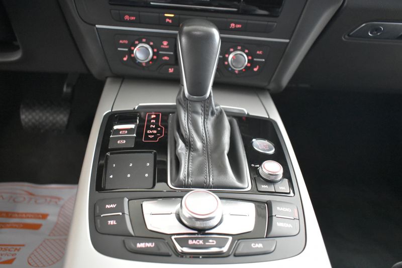 AUDI A6 AVANT 2.0 TDI CR 190CV ULTRA SLINE STRONIC