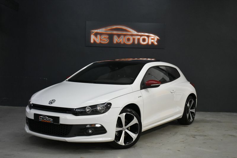 VOLKSWAGEN SCIROCCO 2.0 TDI 140CV GTS LINE