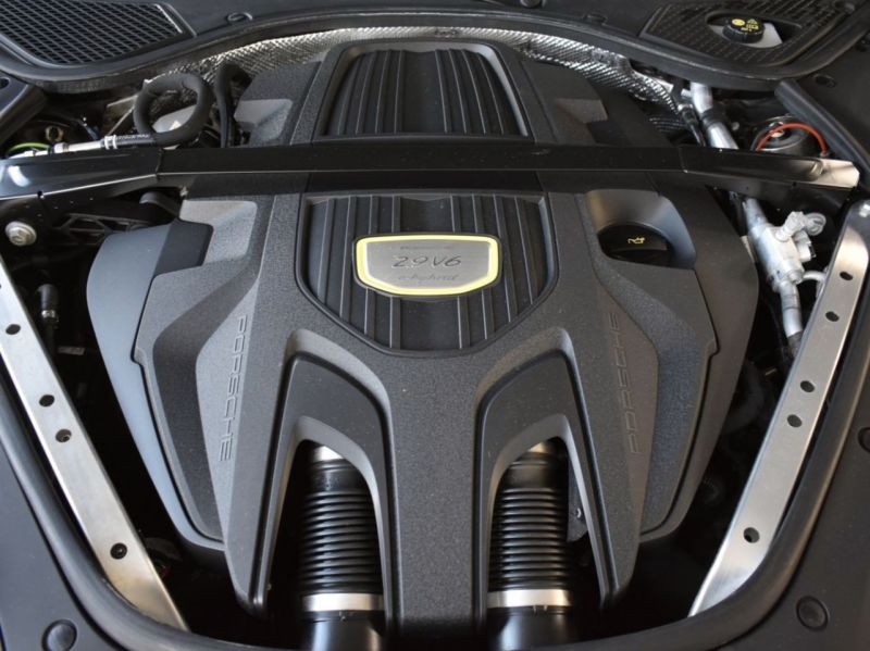 PORSCHE PANAMERA 4 E-HYBRID SPORT TURISMO 462CV