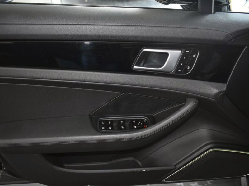 PORSCHE PANAMERA 4 E-HYBRID SPORT TURISMO 462CV