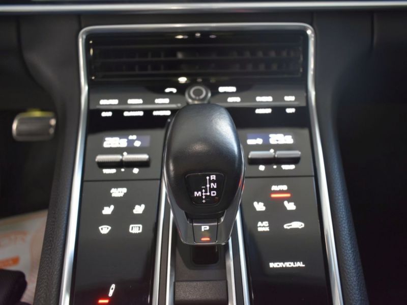 PORSCHE PANAMERA 4 E-HYBRID SPORT TURISMO 462CV