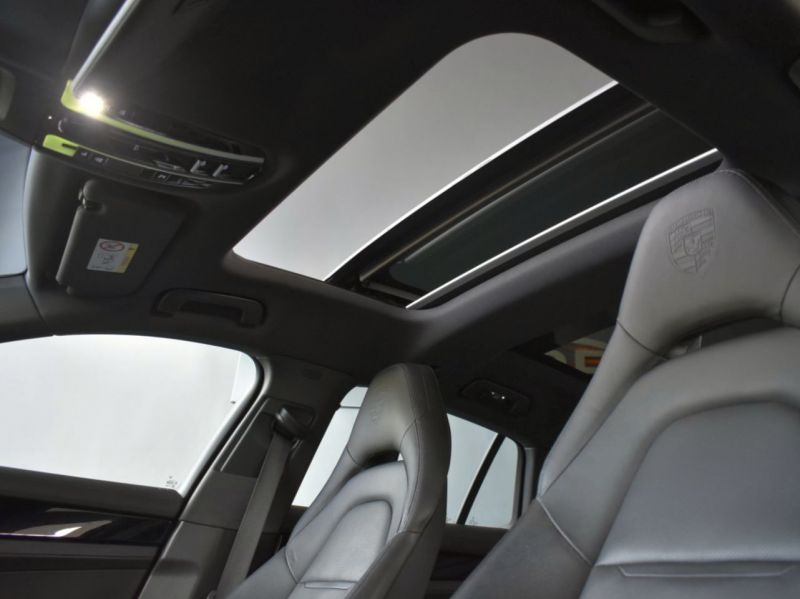PORSCHE PANAMERA 4 E-HYBRID SPORT TURISMO 462CV