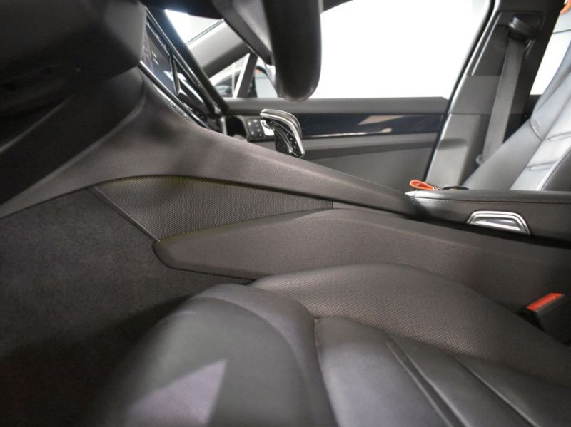 PORSCHE PANAMERA 4 E-HYBRID SPORT TURISMO 462CV