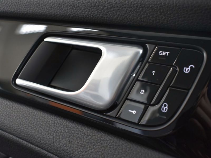 PORSCHE PANAMERA 4 E-HYBRID SPORT TURISMO 462CV