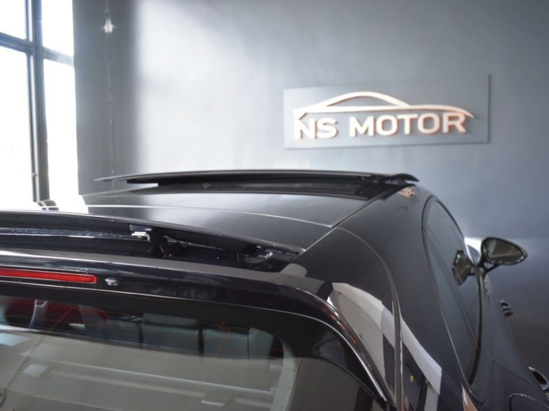 PORSCHE PANAMERA 4 E-HYBRID SPORT TURISMO 462CV