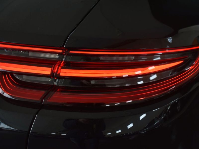 PORSCHE PANAMERA 4 E-HYBRID SPORT TURISMO 462CV