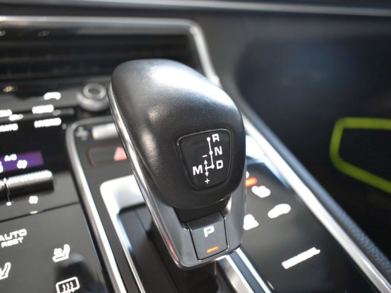 PORSCHE PANAMERA 4 E-HYBRID SPORT TURISMO 462CV