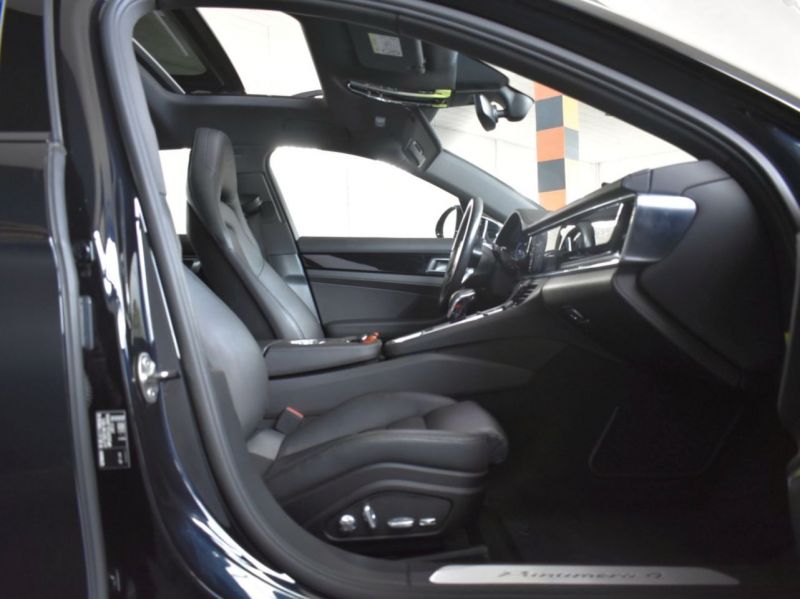 PORSCHE PANAMERA 4 E-HYBRID SPORT TURISMO 462CV