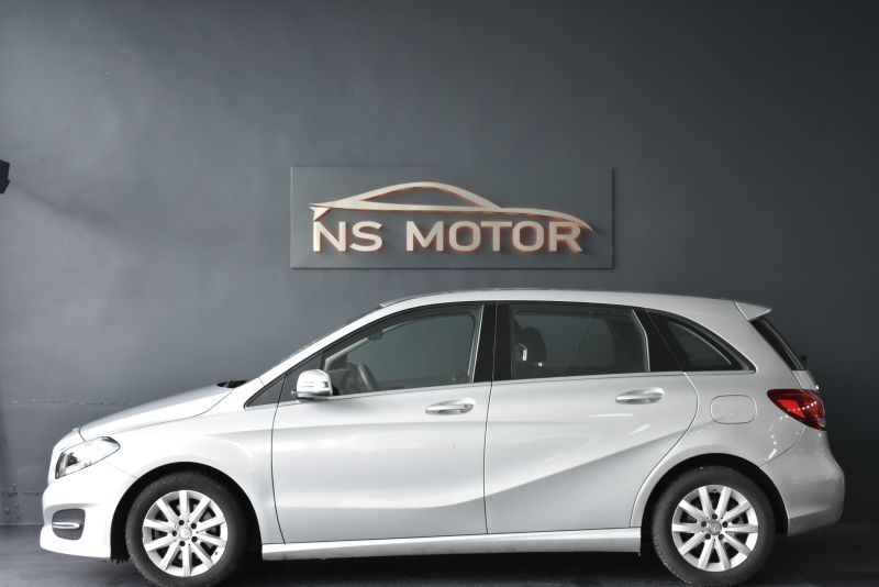 MERCEDES-BENZ CLASE B 200D BUSINESS 7G-TRONIC 136CV
