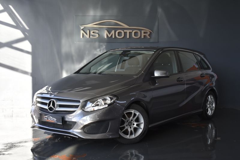 MERCEDES-BENZ CLASE B 180D BLUEEFFICIENCY EDITION 109CV 6 VELOCIDADES URBAN - UNICO PROPIETARIO - IVA DEDUCIBLE 
