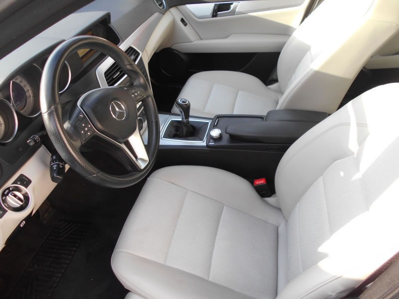 MERCEDES-BENZ CLASE C 220 AVANTGARDE