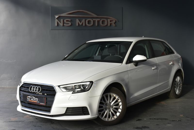 AUDI A3 SPORTBACK 1.6 TDI  110CV  NICO PROPIETARIO - IVA DEDUCIBLE