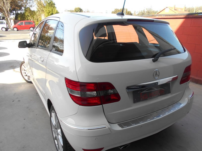 MERCEDES-BENZ CLASE B 180 CDI AVANTGARDE