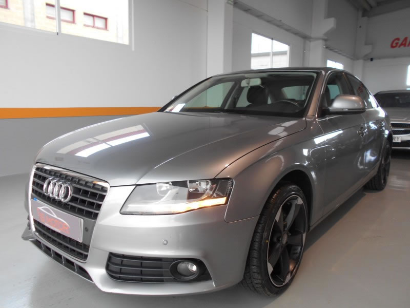 AUDI A4  2.0 TDI 143CV