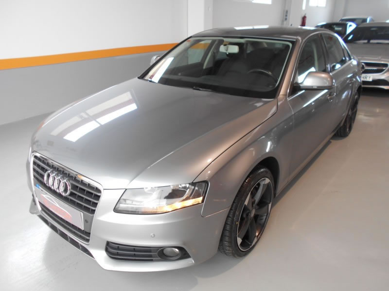 AUDI A4  2.0 TDI 143CV