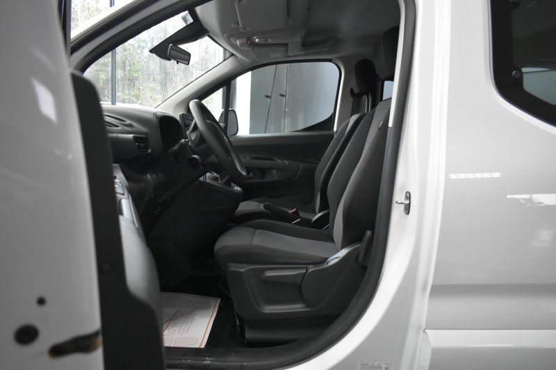 CITROEN BERLINGO COMBI LIFE TALLA M 1.5 HDI 100CV 5 PLAZAS - NACIONAL - UNICO PROPIETARIO - IVA DEDUCIBLE