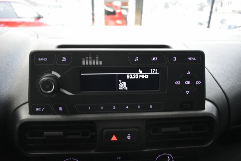 CITROEN BERLINGO COMBI LIFE TALLA M 1.5 HDI 100CV 5 PLAZAS - NACIONAL - UNICO PROPIETARIO - IVA DEDUCIBLE