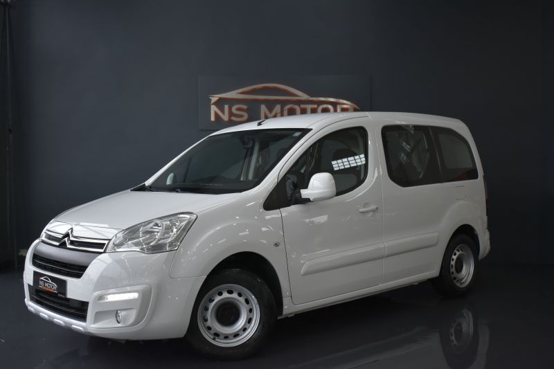 CITROEN BERLINGO 1.6 BLUEHDI 75CV LIVE EDITION 5 PLAZAS - NACIONAL - UNICO PROPIETARIO - IVA DEDUCIBLE