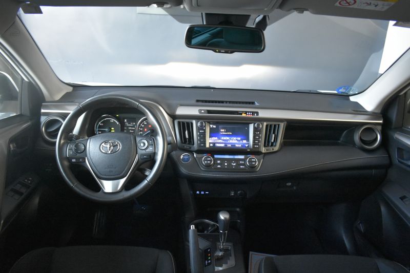 TOYOTA RAV-4 2.5 HYBRID 2WD ADVANCE PACK DRIVE  NACIONAL - UNICO PROPIETARIO - IVA DEDUCIBLE