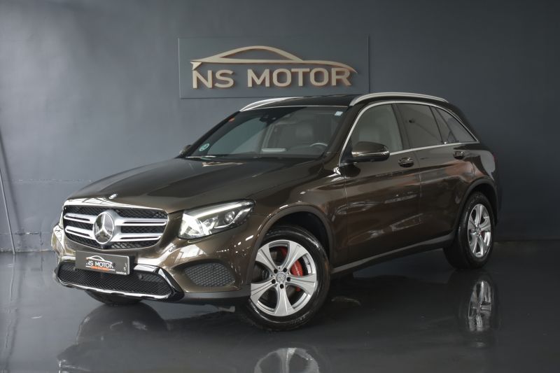 MERCEDES-BENZ GLC 220D 170CV 4MATIC 9G-TRONIC NACIONAL - UNICO PROPIETARIO - IVA DEDUCIBLE