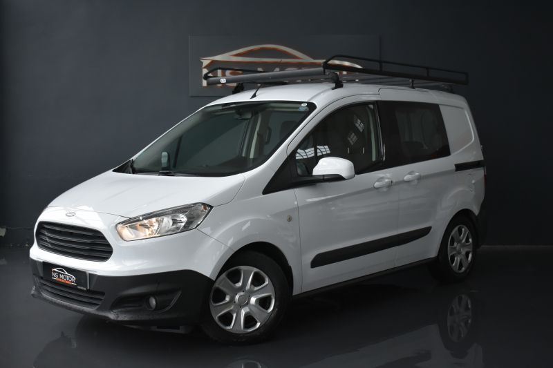 FORD TRANSIT COURIER KOMBI 1.5 TDCI 5 PLAZAS 75CV - NACIONAL - UNICO PROPIETARIO - IVA DEDUCIBLE FORD TRANSIT COURIER KOMBI 1.5 TDCI 5 PLAZAS 75CV - NACIONAL - UNICO PROPIETARIO - IVA DEDUCIBLE