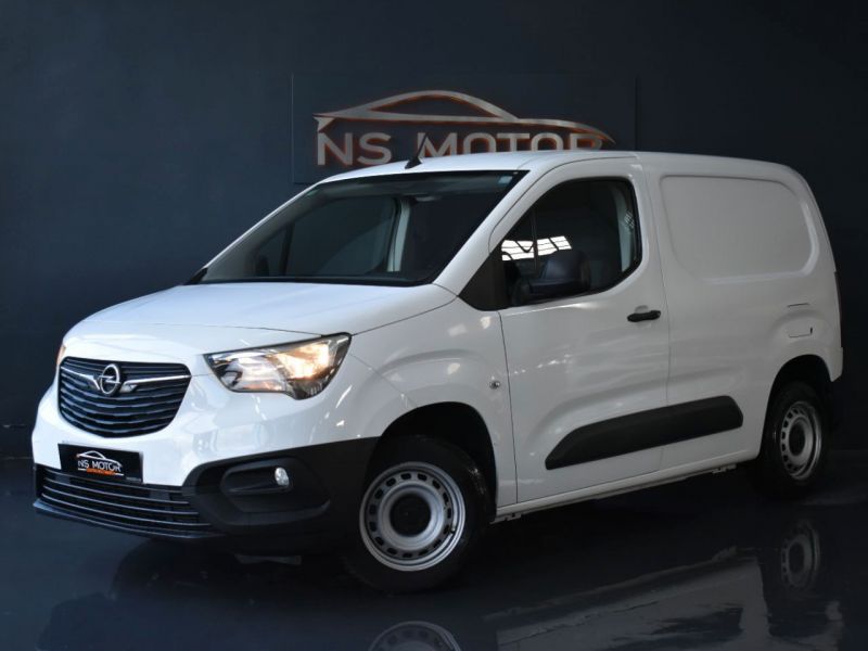 OPEL COMBO CARGO EXPRESS 1.6 CDTI 100CV - NACIONAL- NICO PROPIETARIO- IVA DEDUCIBLE