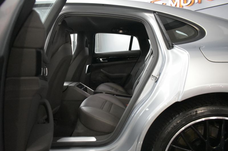 PORSCHE PANAMERA PANAMERA 4 E-HYBRID 462CV 