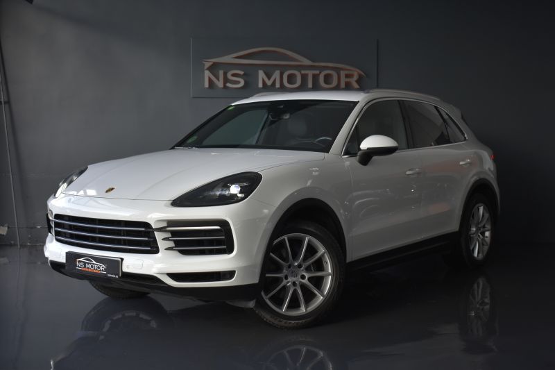 PORSCHE CAYENNE V6 340CV  NACIONAL - UNICO PROPIETARIO- IVA DEDUCIBLE