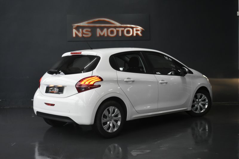 PEUGEOT 208 1.5 BLUEHDI 100CV ACTIVE NACIONAL - UNICO PROPIETARIO - IVA DEDUCIBLE 