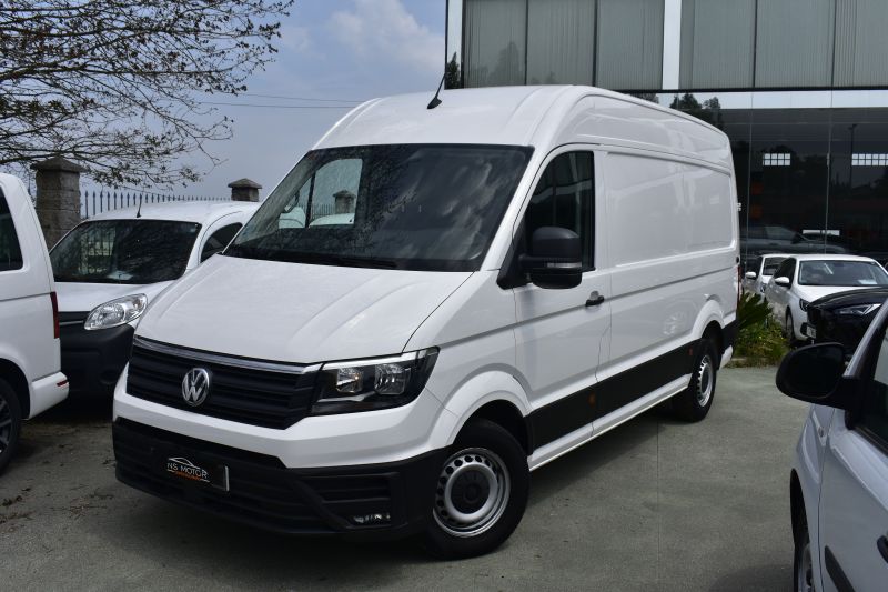 VOLKSWAGEN CRAFTER 35 FURGON BM TA  2.0TDI 140CV - NACIONAL - UNICO PROPIETARIO - IVA DEDUCIBLE